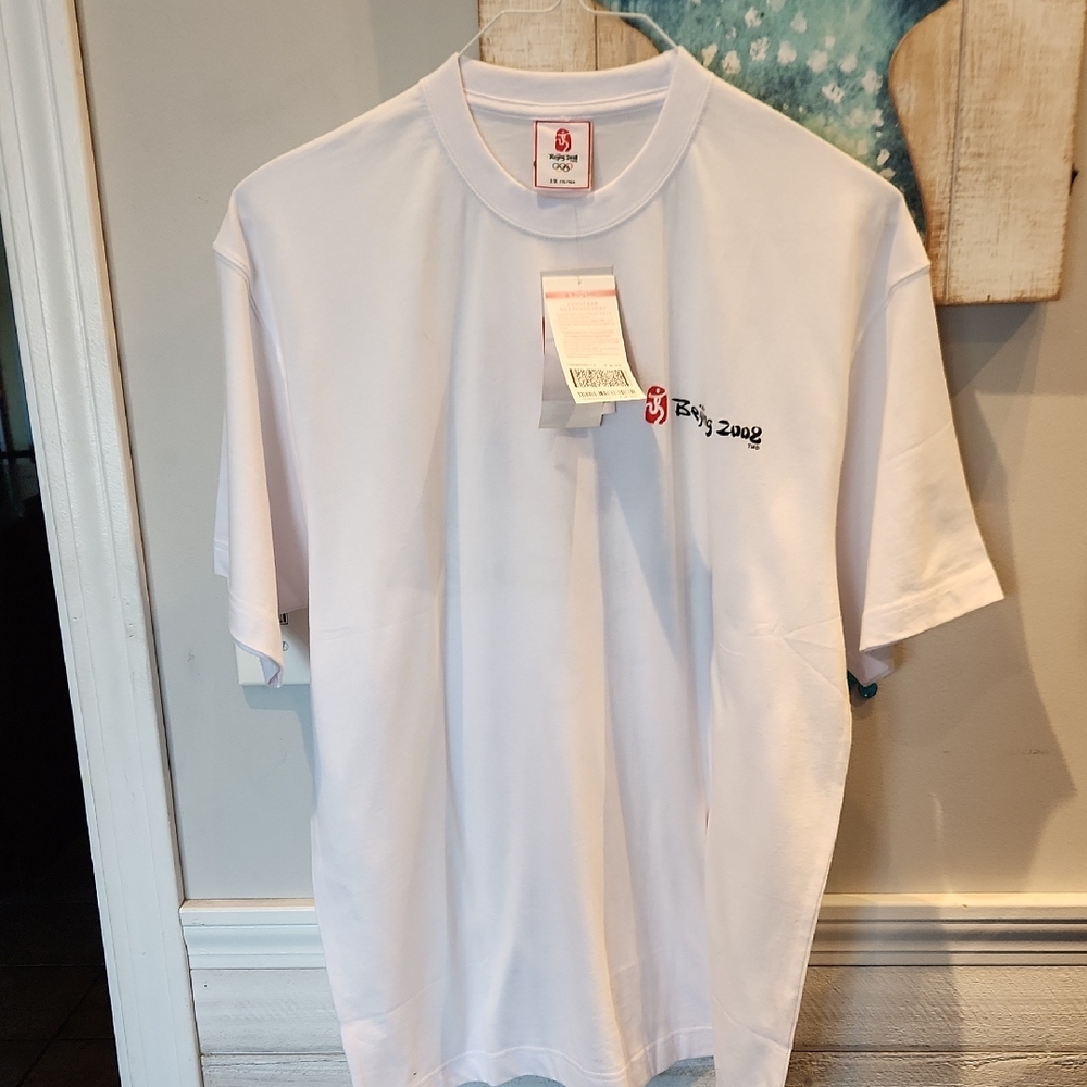 NWT 2008 Beujing Unisex T-shirt Sz 175 (M/L) Collectible